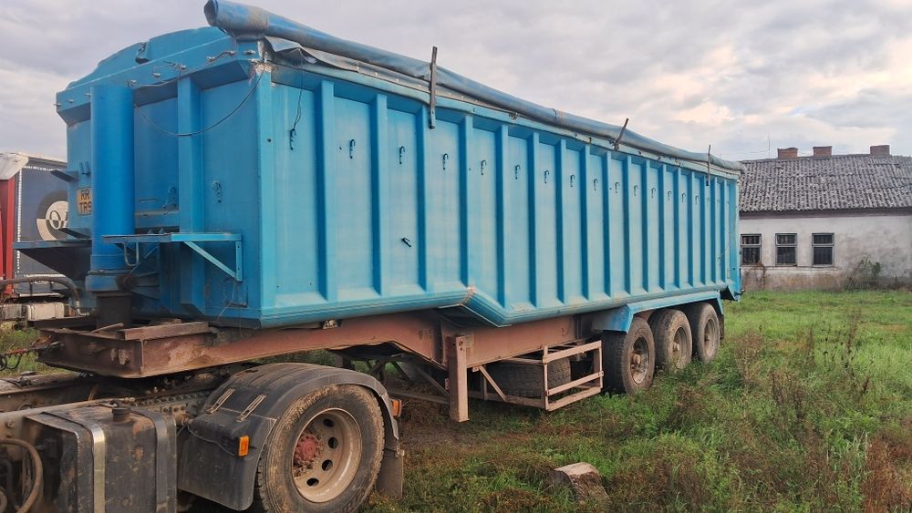 Продається полуприцеп в робочому стані.