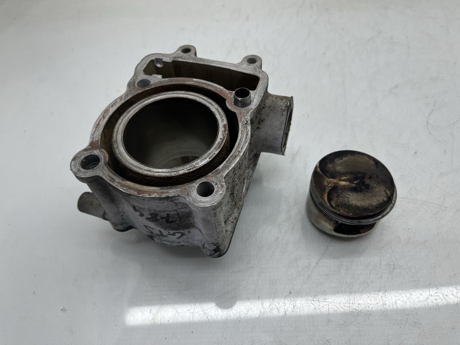 Cylinder z tłokiem Sym Gts 125 evo joyride