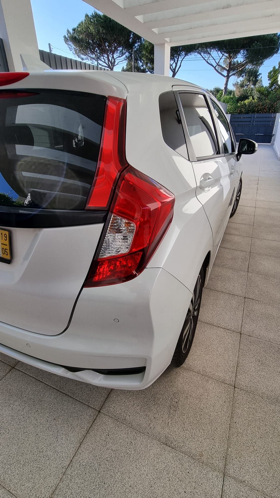 Honda Jazz 1.3 i-Vtec Elegance com 59.000km e + 2 anos de garantia