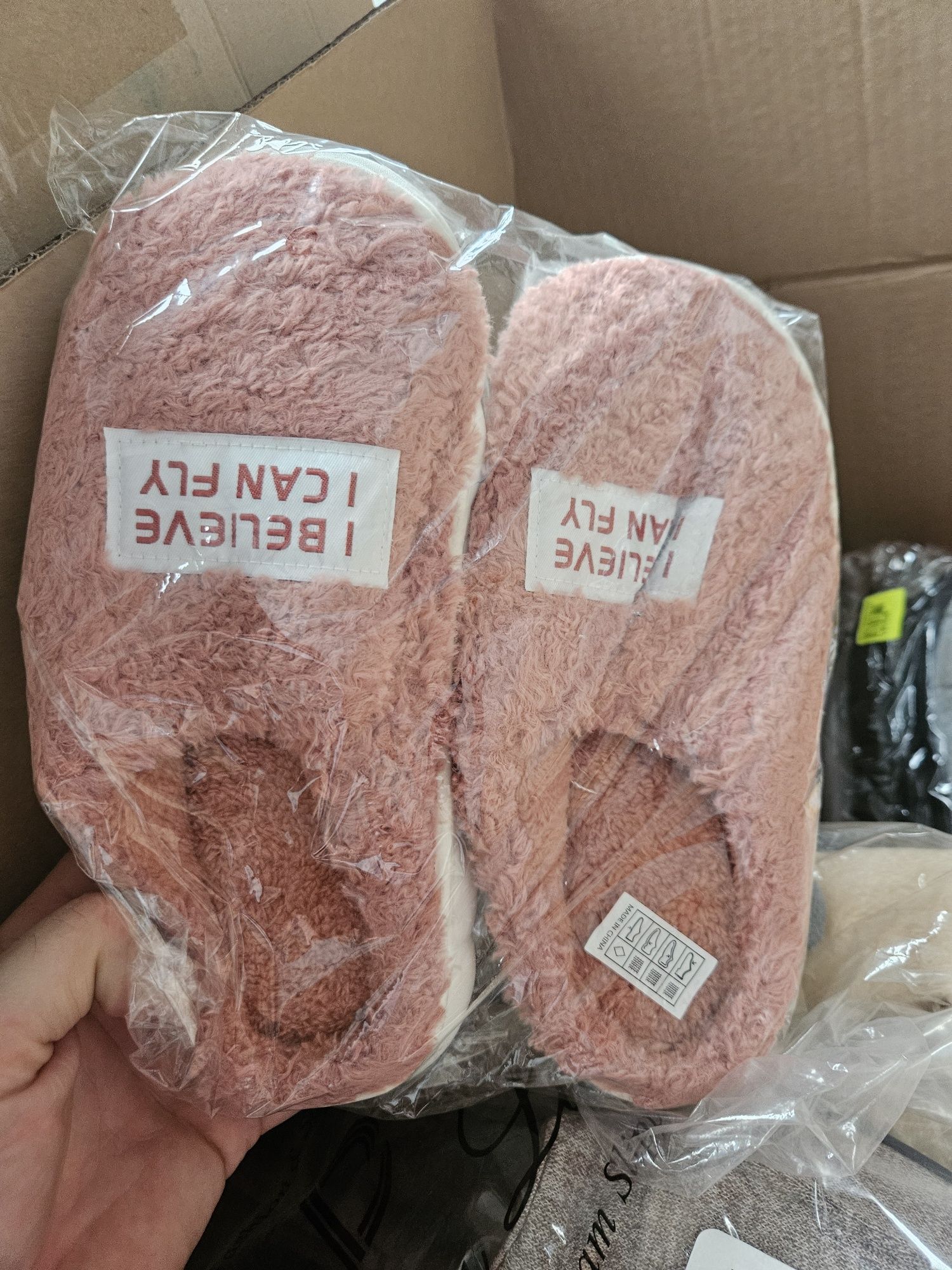 Kapcie Paleta Nowe
