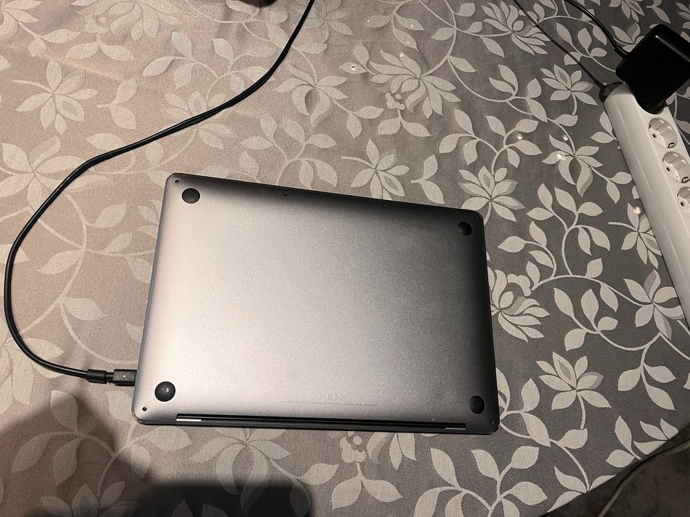 MacBook Pro 13-inch, M1, 2020