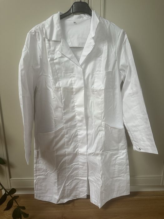 Fartuch laboratoryjny, medyczny, nowy, rozm 38