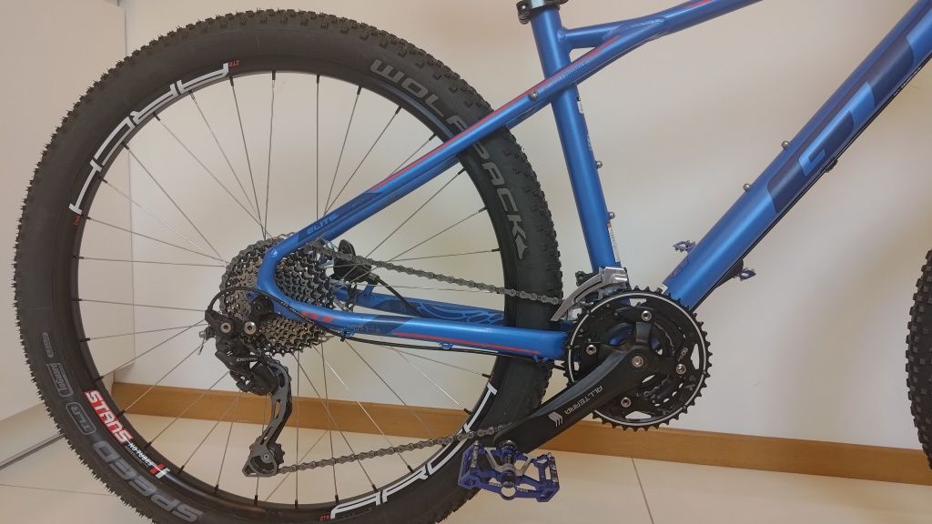 Rower górski MTB GT Avalanche Elite 27,5” lekkie koła