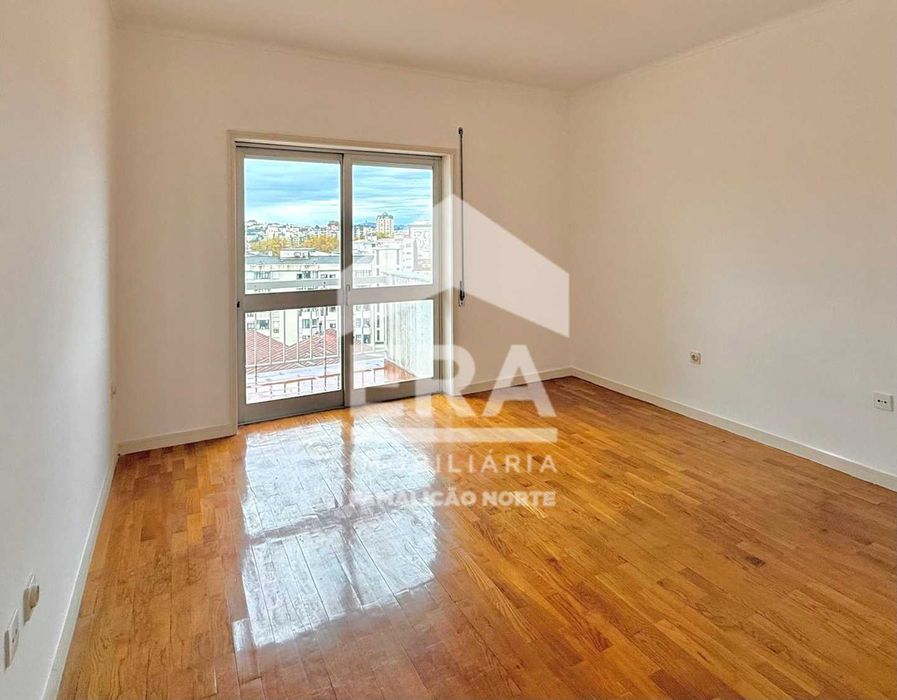 Apartamento T3 à venda Centro da Cidade