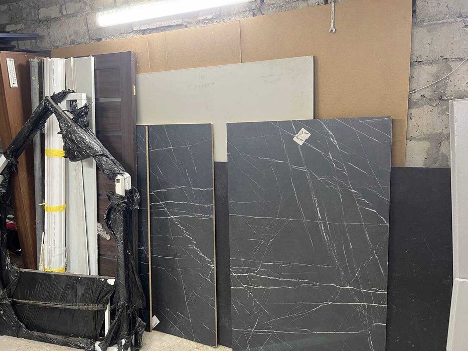 Продам пиломатериалы дсп, двп, бакелит, двери