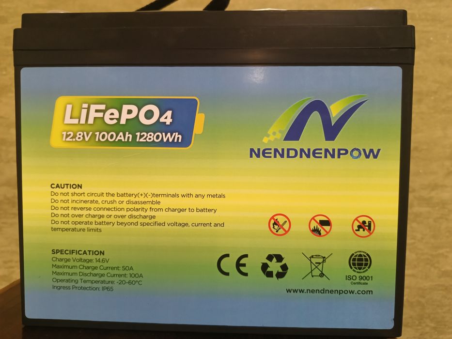 Акумулятори   LiFePo4 для інвертора і сонячних панелей .