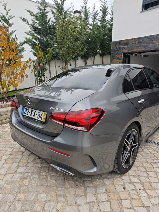 Mercedes-Benz - A200 Limousine - Linha AMG - 163cv