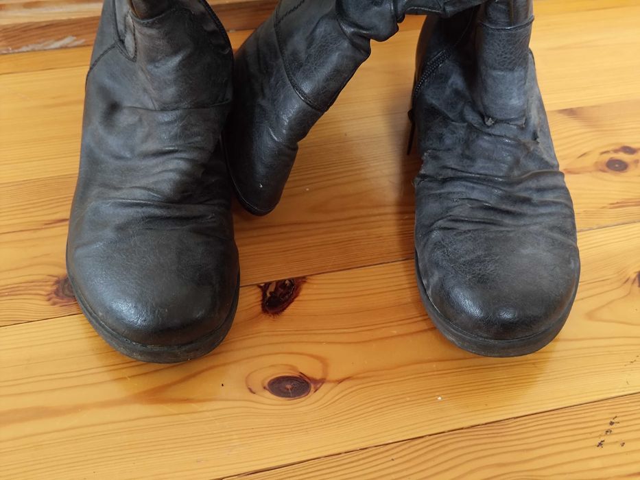 Buty damskie na obcasie, rozmiar 39