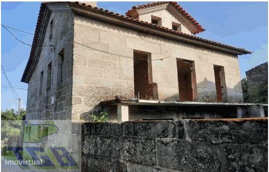 Moradia - Carregal Sal