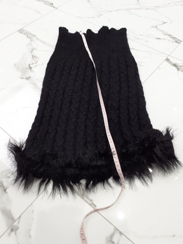 Thick Black scarf tube with fur Czarny szal komin w warkocze z futrem