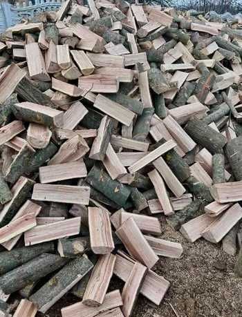 Дрова з доставкою. В наявності та під замовлення.