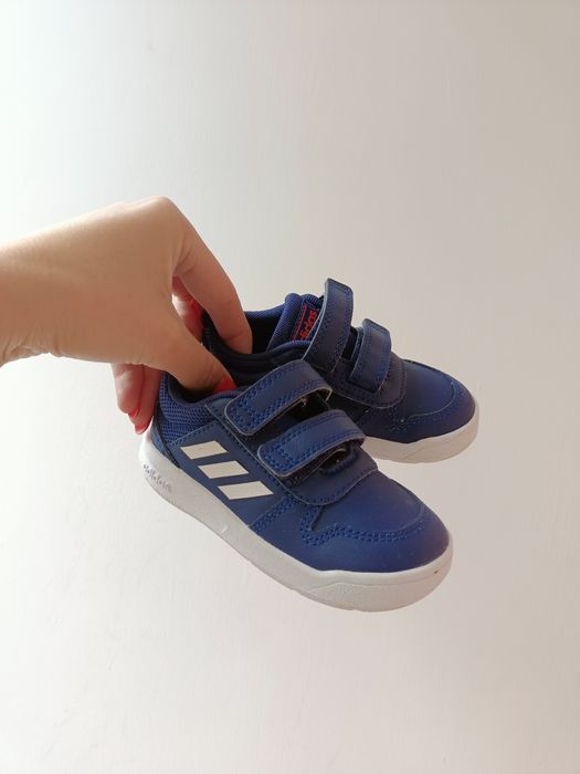 Кросівки Adidas 22 для хлопчика