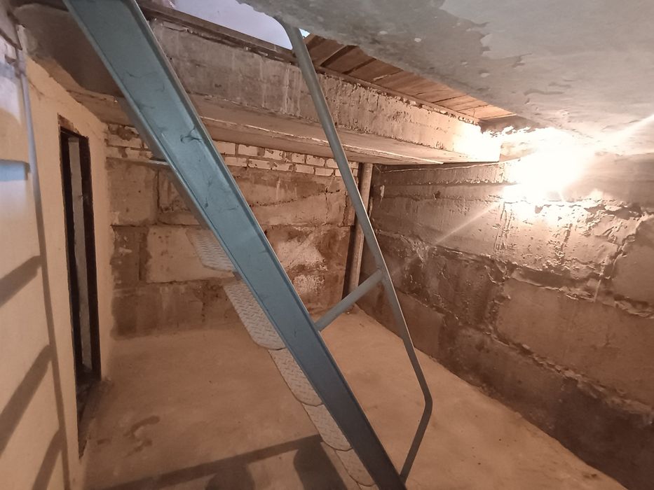 Київ Деснянський Пухівська 2 ділянка3 гараж 4х6 ремонт власник хозяїн