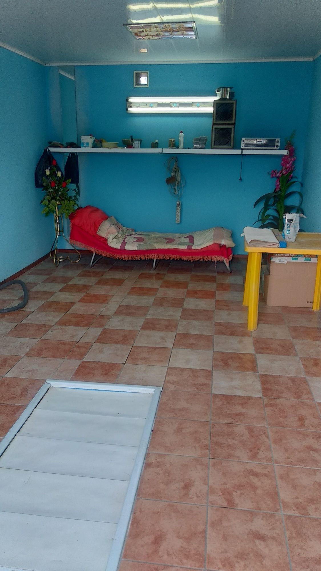 Продам гараж с евро ремонтом