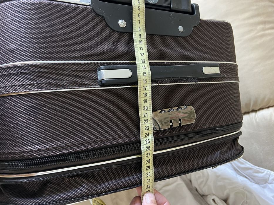 Чемодан коричневый валіза бу 1 шт