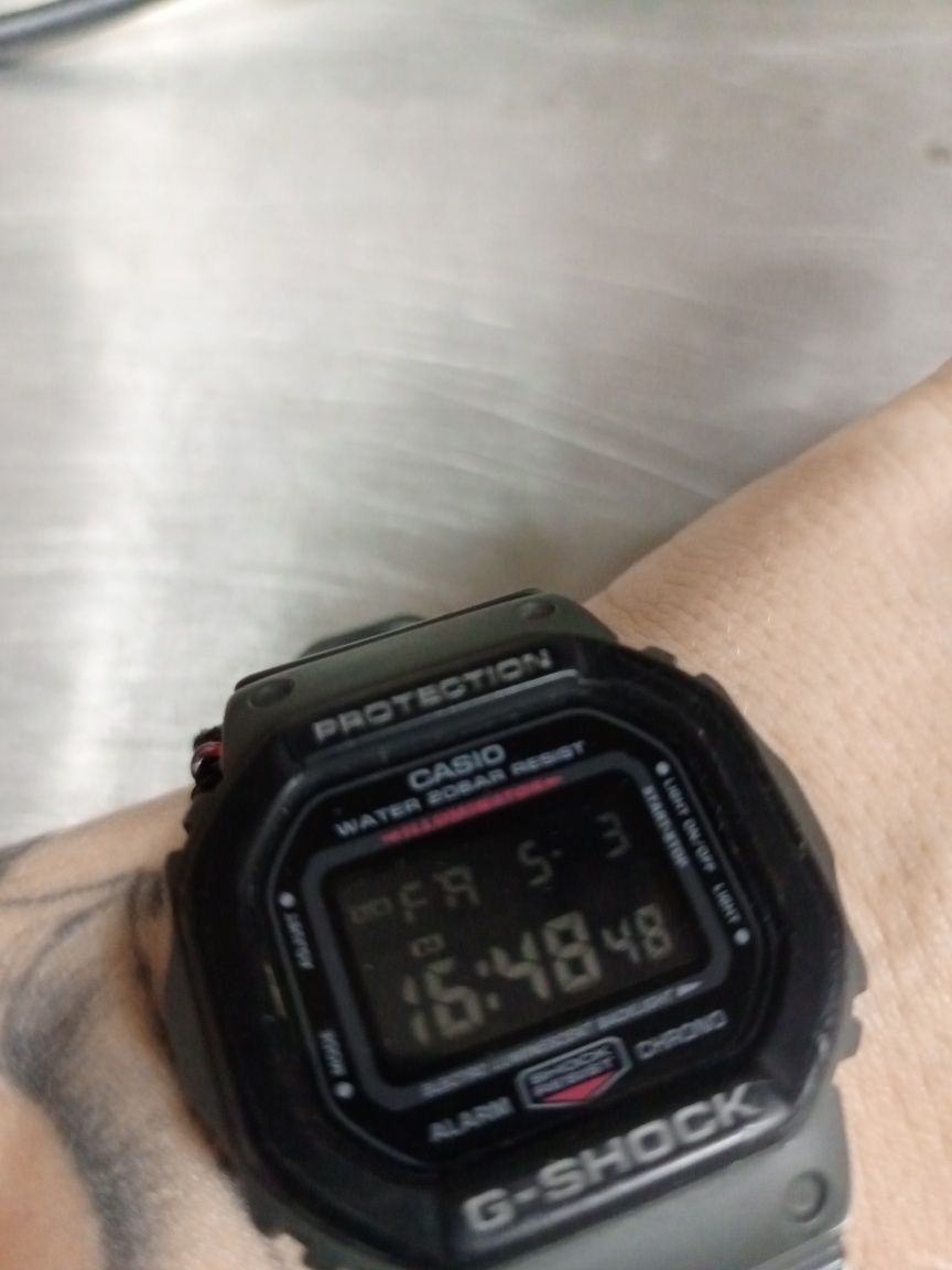 Casio Dw5610Su-01