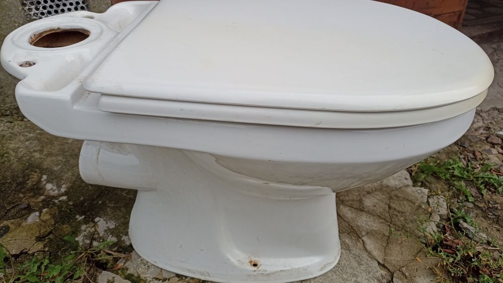 Унітаз(туалет) для ремонту