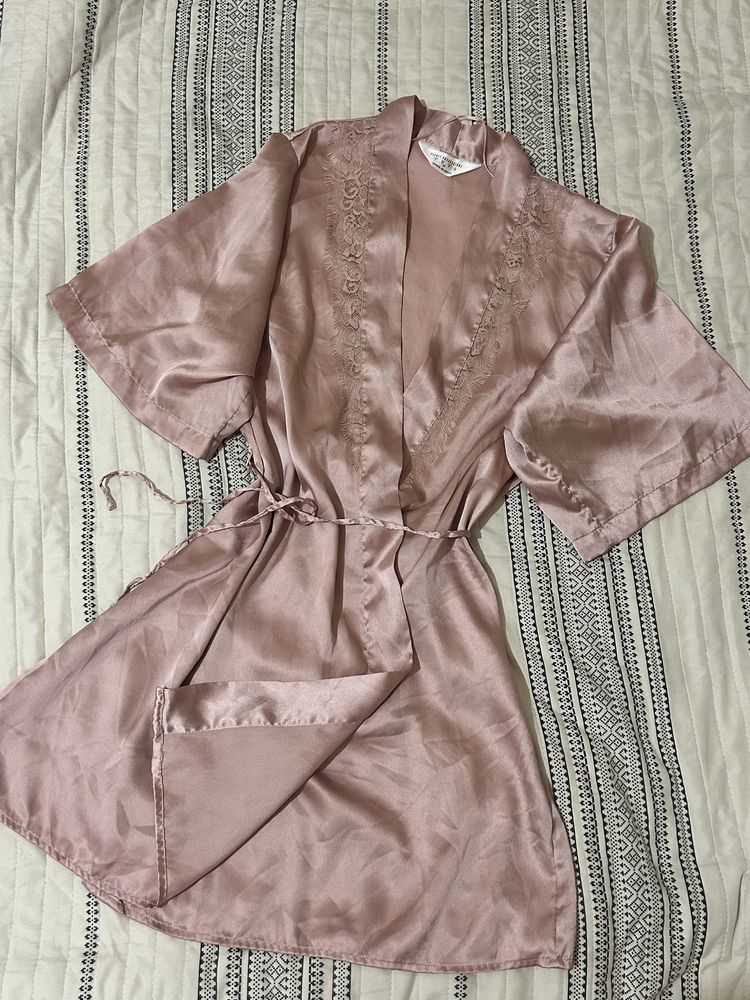 Халат шовковий Secret Possessions XS, 32р