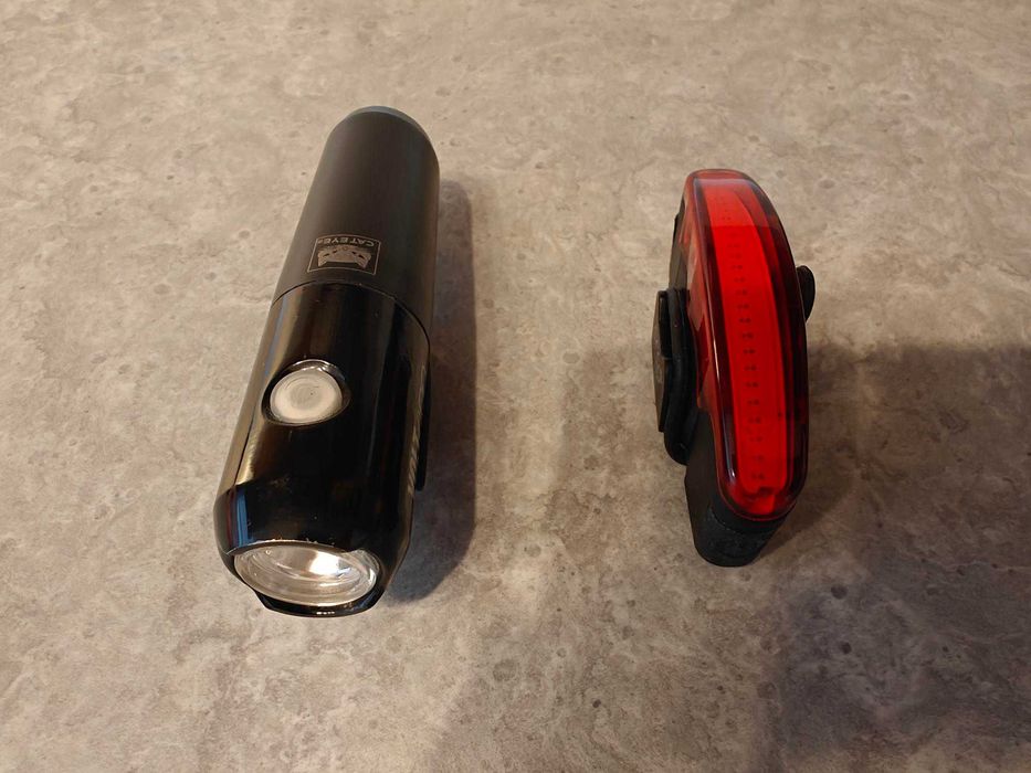 Zestaw lampek rowerowych CATEYE VOLT 400 + SPANNINGA ARCO