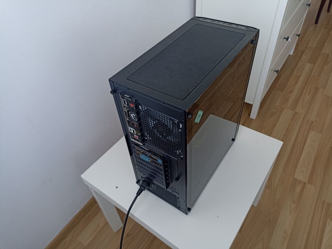 Komputer do gier AMD Ryzen 5 2600 , RX580 4GB , 24GB RAM , M.2 Nvme