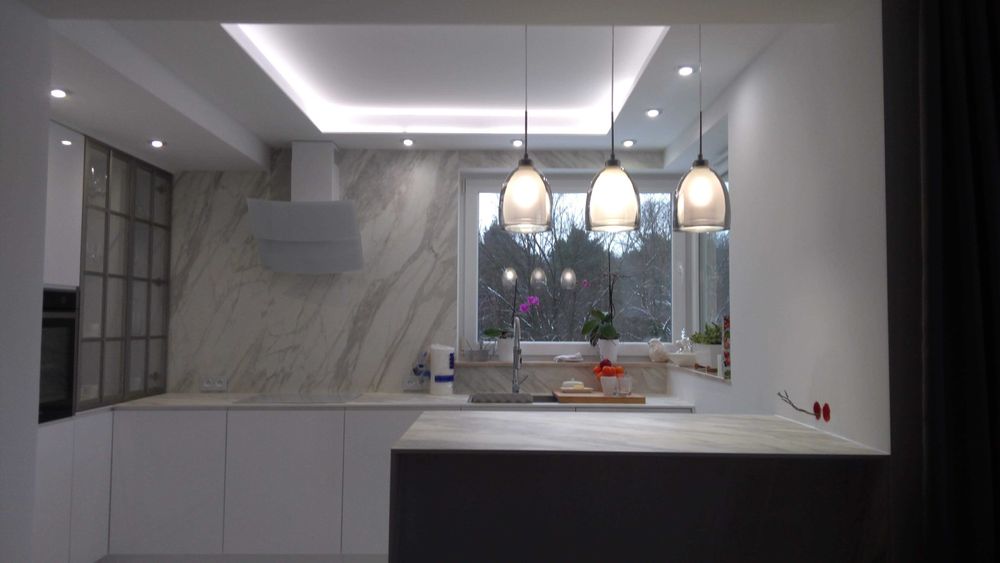 Remonty/Kominki/Grille/Ogrodzenia/Wykończenia z piaskowca