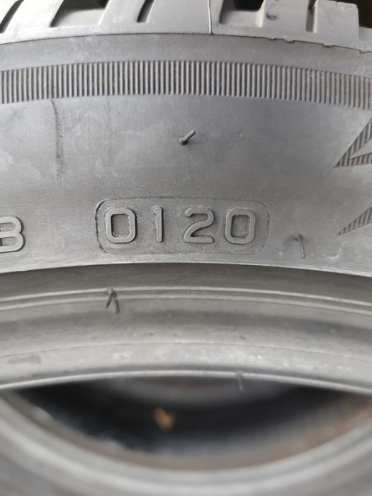 zima Bridgestone 225/45/17 6mm z 2020r