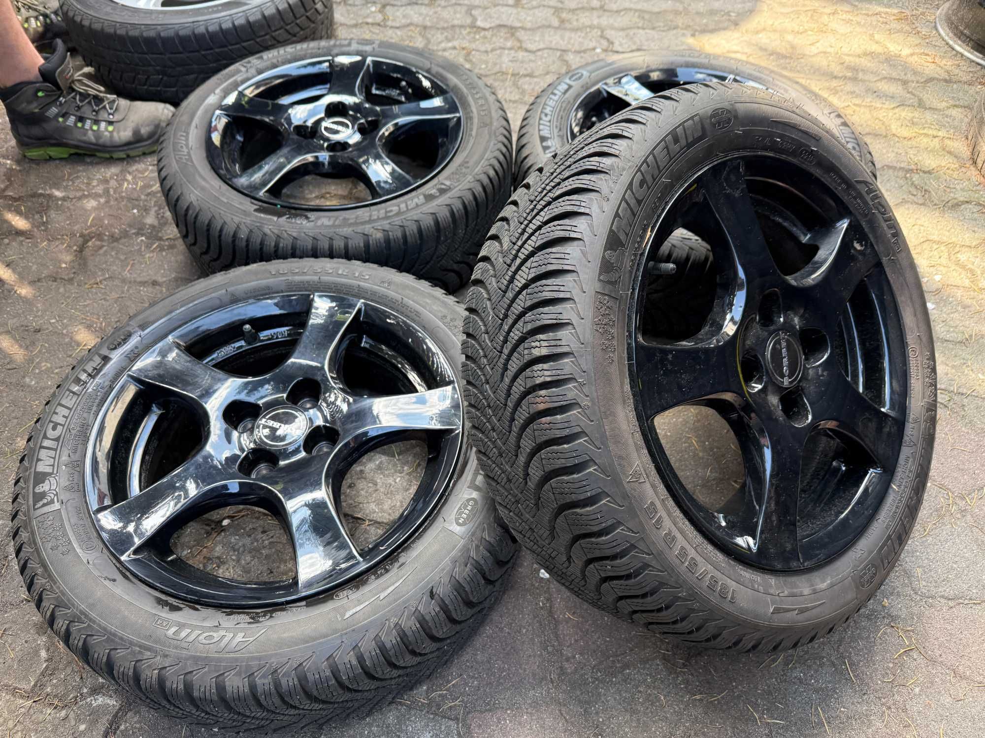 Felgi aluminiowe 15" 4x98 Fiat 500 Panda Punto Bravo Alfa Romeo Mito