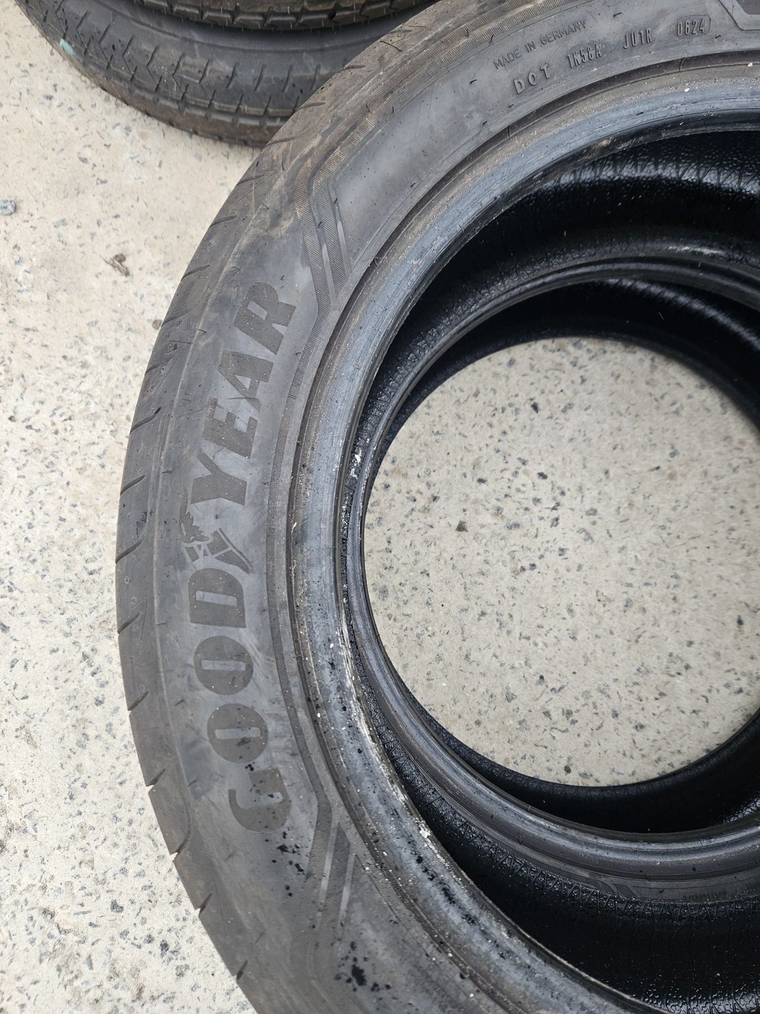 Шини Goodyear Eagle F1 Asymmetric 3 SUV 235/55 R20 105Y 24 року ідеал