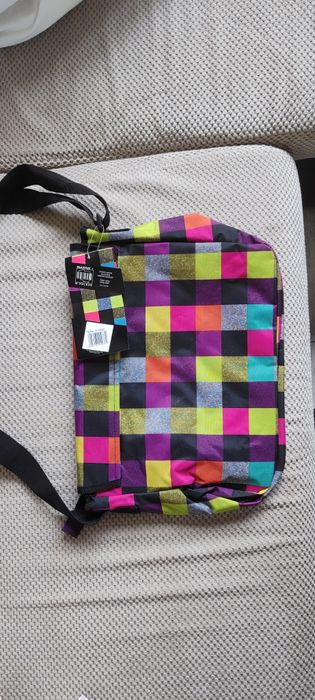 Nowa torba listonoszka Paso młodzieżowa na ramię w kolorową kratkę