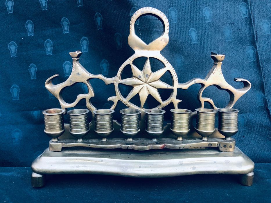 Świecznik mosiężny