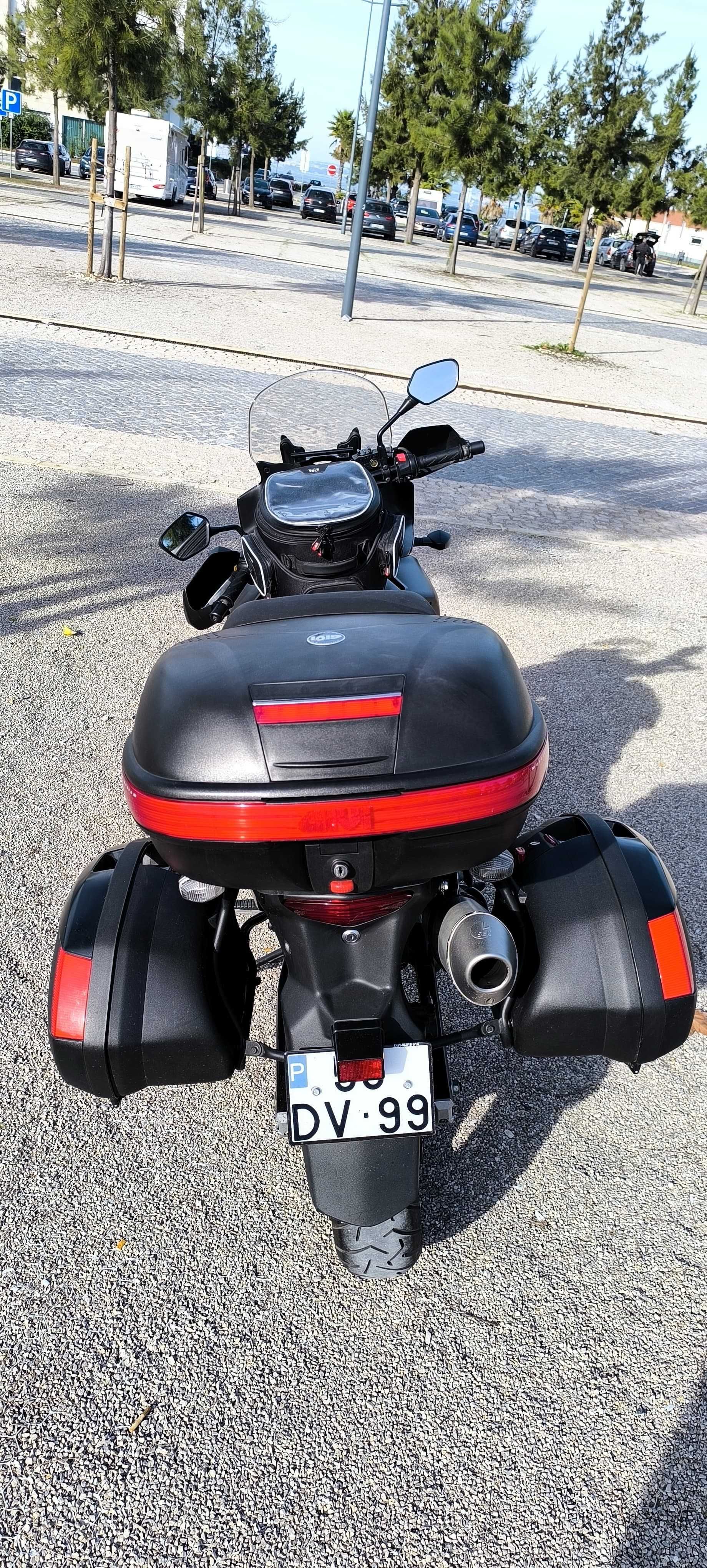 Suzuki DL 650 Vrestrom