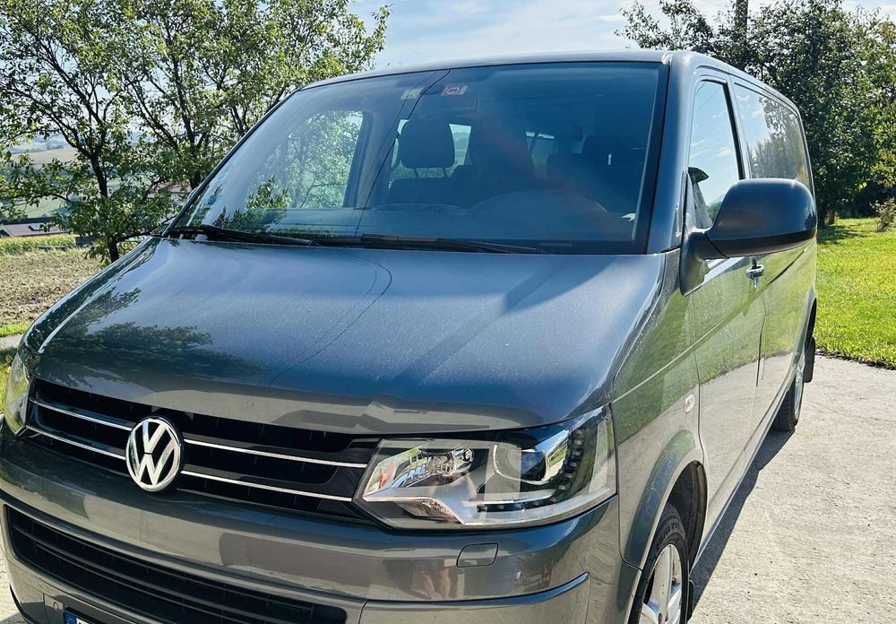 Wynajem VW Caravelle Long 9 os