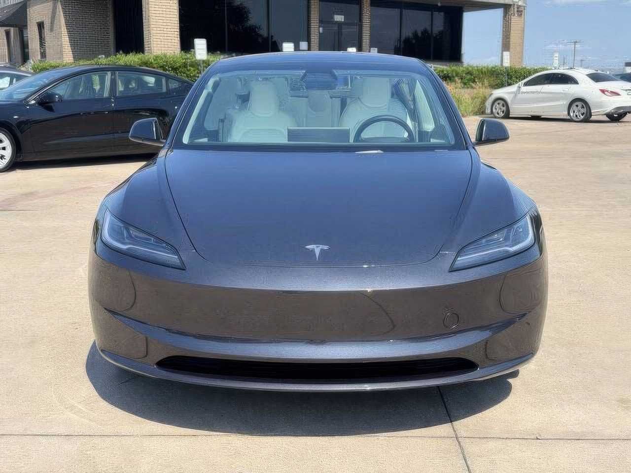 2025 Tesla Model 3 Long Range
