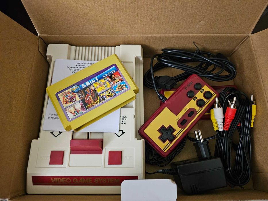 Комплект для 8-бітних ігр