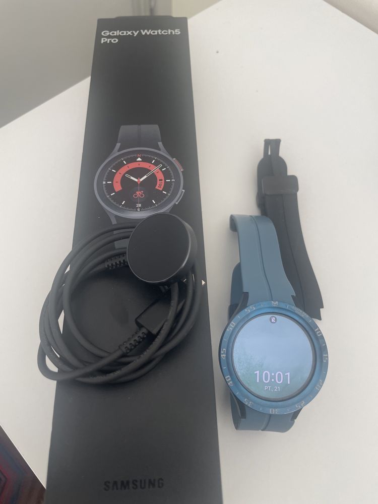 Zegarek Samsung Galaxy Watch 5 Pro 45 mm LTE Czarny