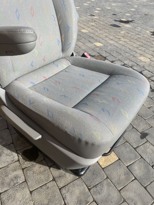 VW T5 Т5 Transporter сидіння пасажирське одинарне з підлокітниками