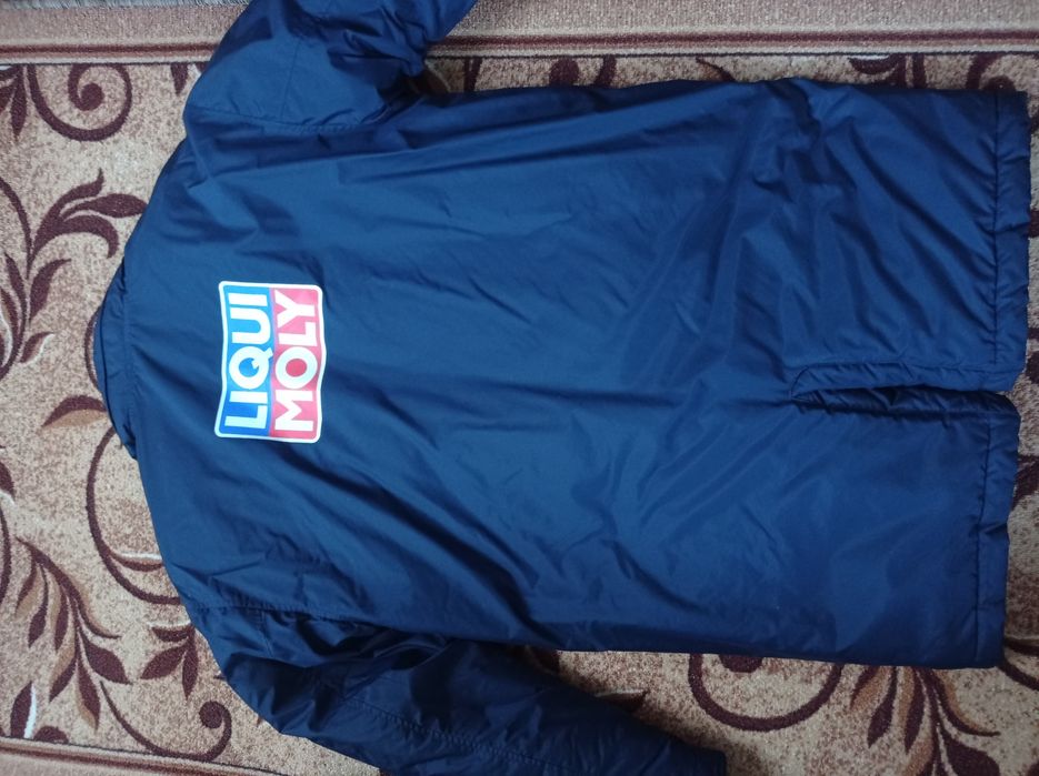 Зимова куртка nike