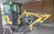 Minikoparka Yanmar SV18
