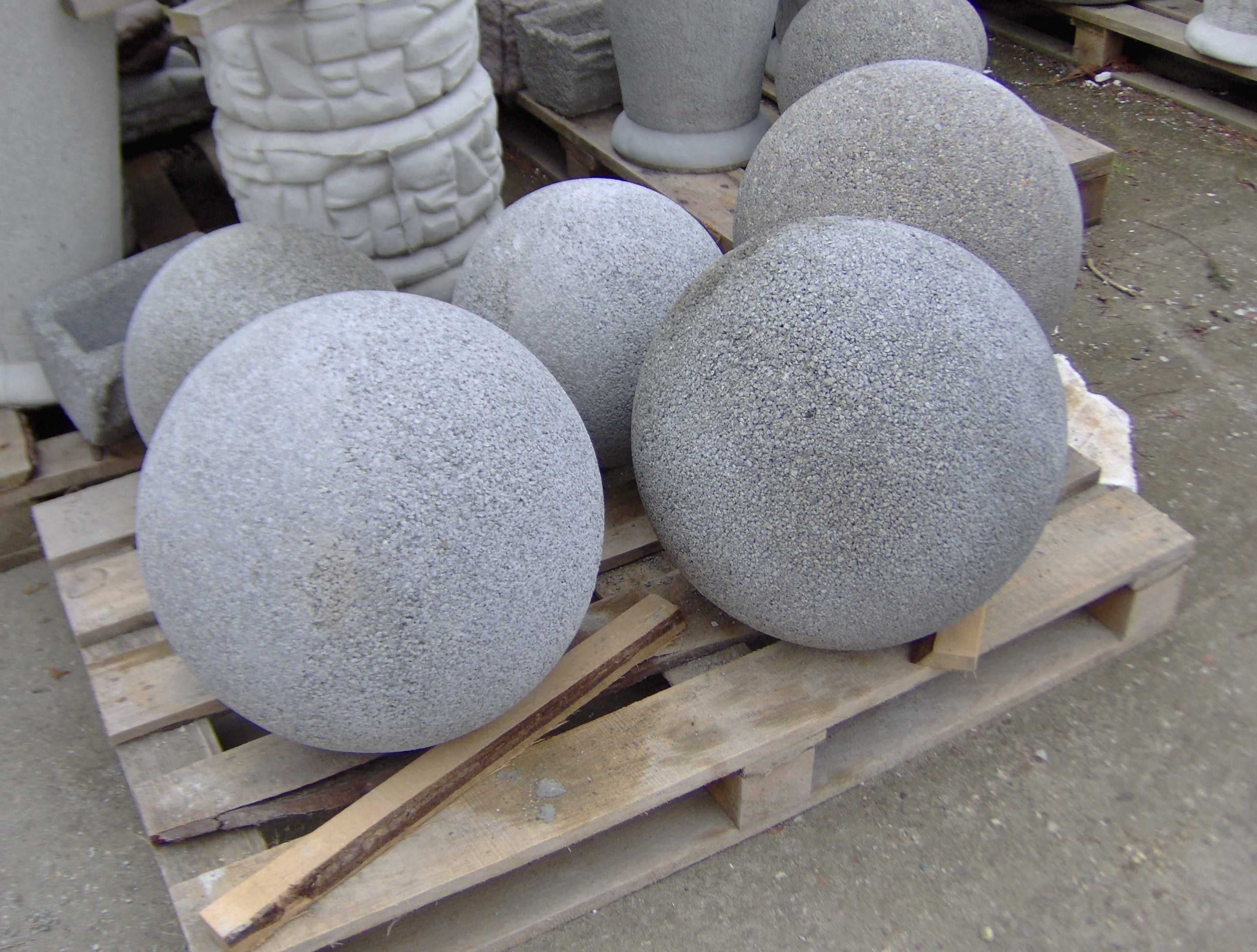 Donice, kule betonowe żwirowe szary granit