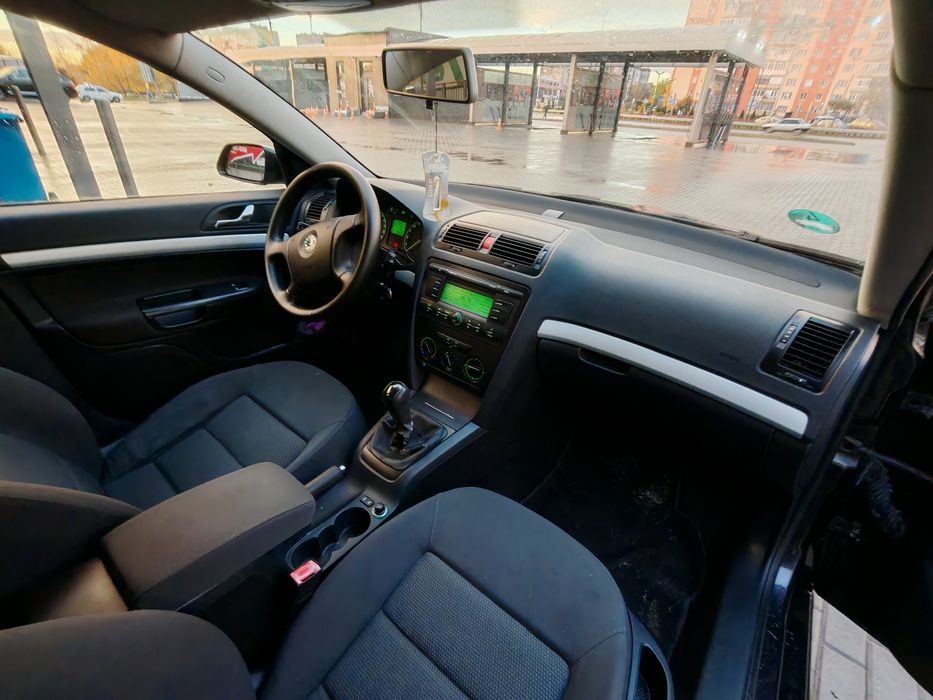 Skoda Octavia A5 1.6 mpi бензин