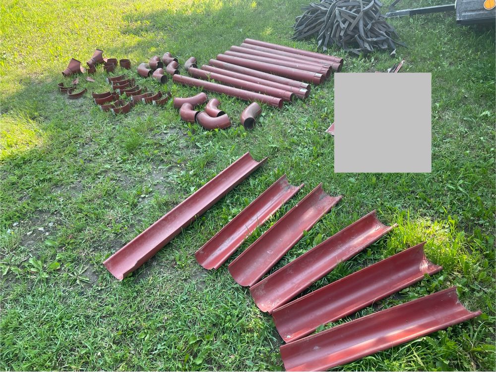 Metalowe rynny bordowe - nowe
