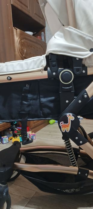 Коляска 2в1 як для дівчинки так і для хлопчика