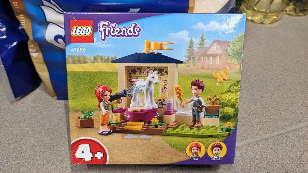 Klocki LEGO Friends 41696 Kąpiel dla kucyków w stajni