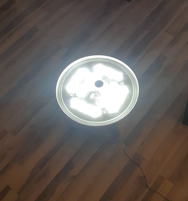 Sprzedam lampę led