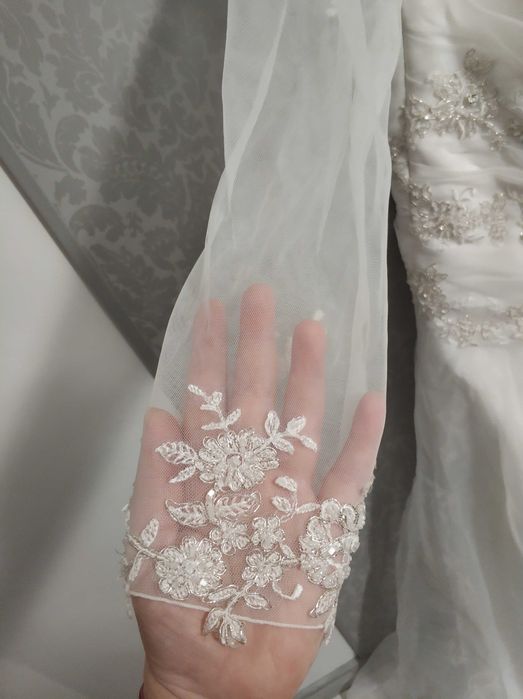 Piękna suknia ślubna