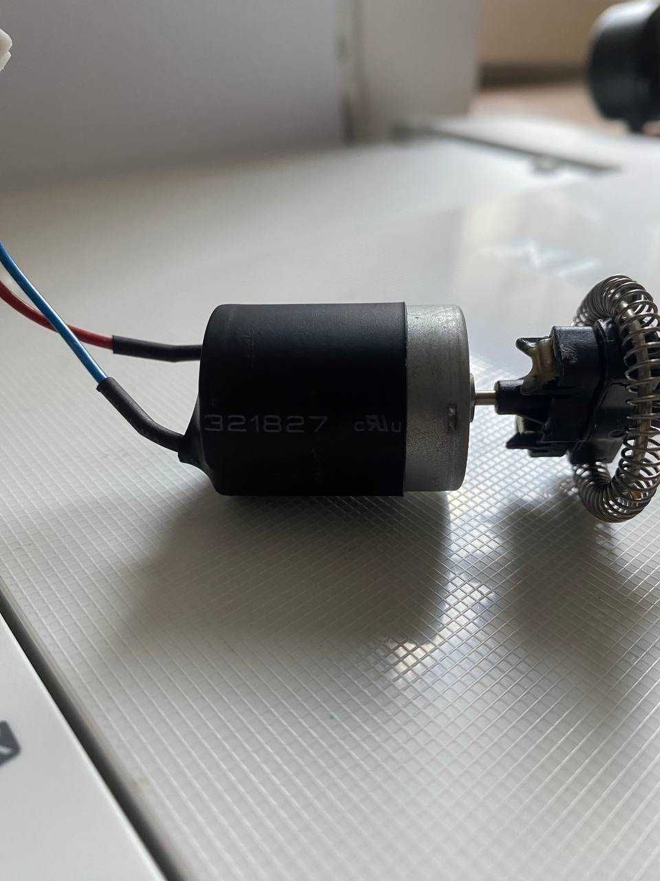 Hobby Motor - mini silnik M260 1-3V - SparkFun