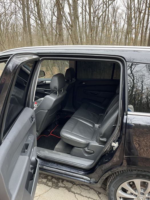 Продам Opel zafira b рестайлинг торг