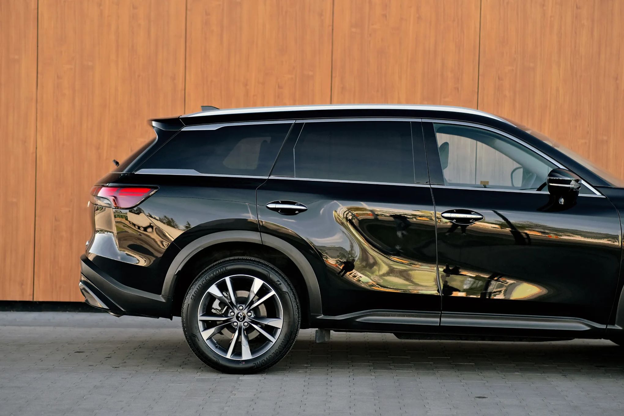 Infiniti QX60 2024 3.5 v6 AWD Dodge Durango Chrysler Pacifica Hyundai Palisade Lexus