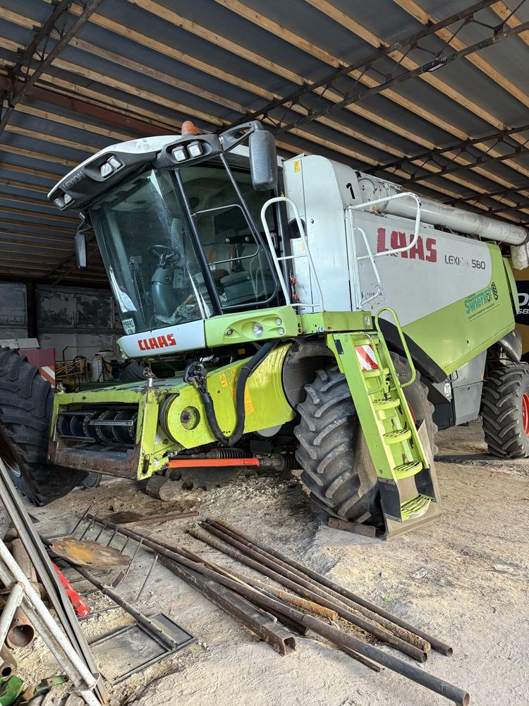 Комбайн зерновий claas lexion580