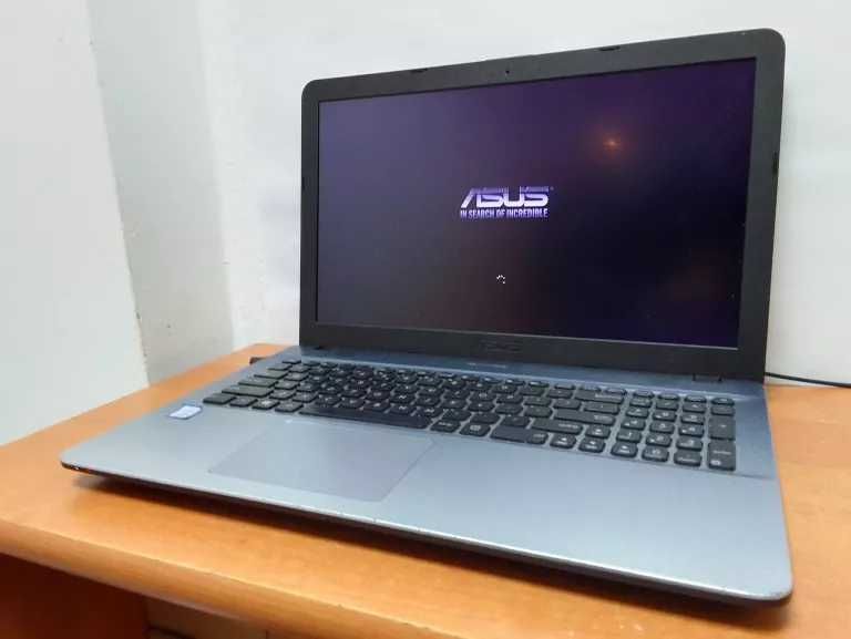 laptop ASUS X541U uszkodzona matryca